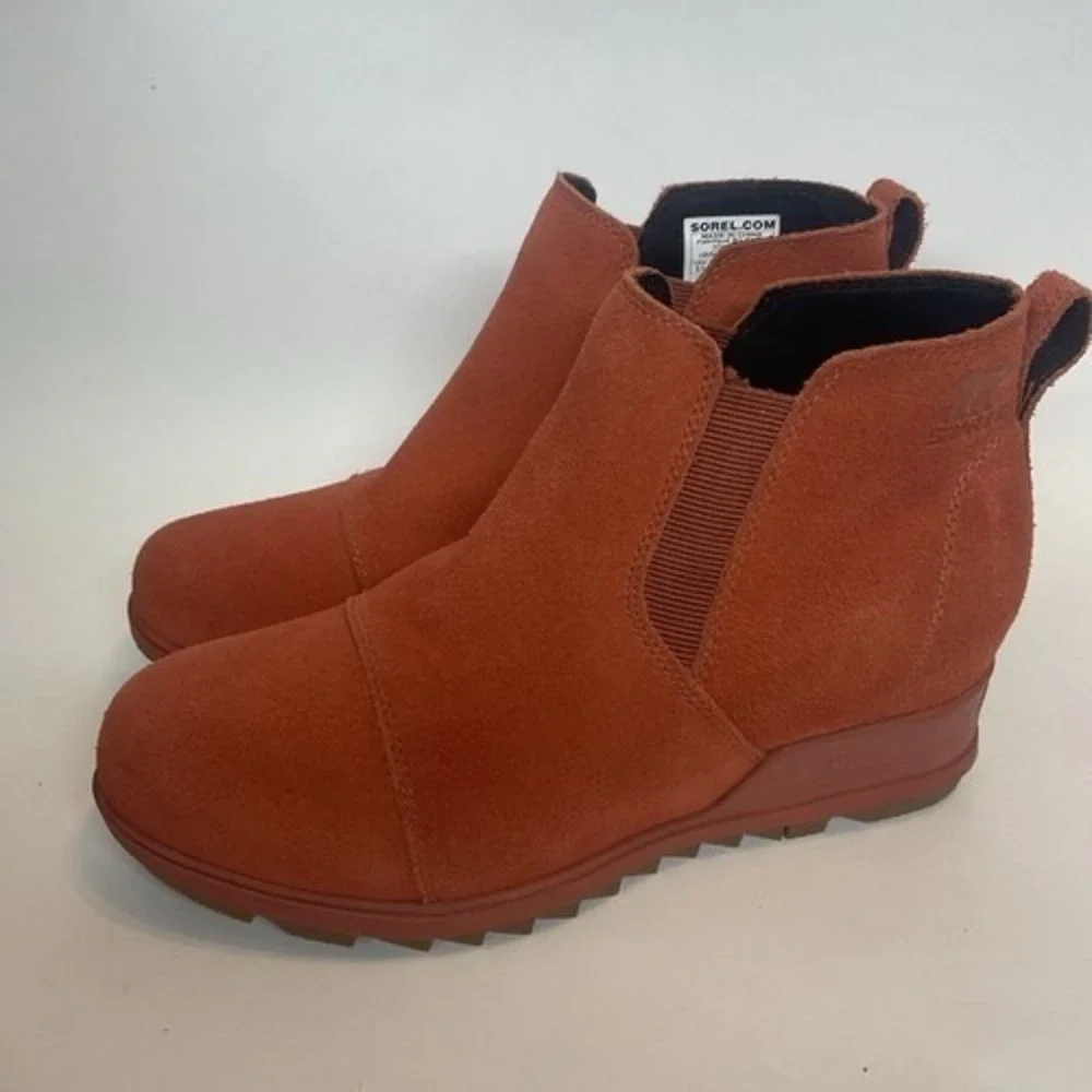 NWOB Sorel Evie Warp Red Hidden Wedge Ankle Boots Women 9.5 China  Suede/Leather